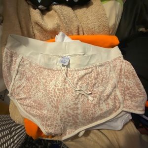 CHAMPION size 2XL pink cheetah print shorts